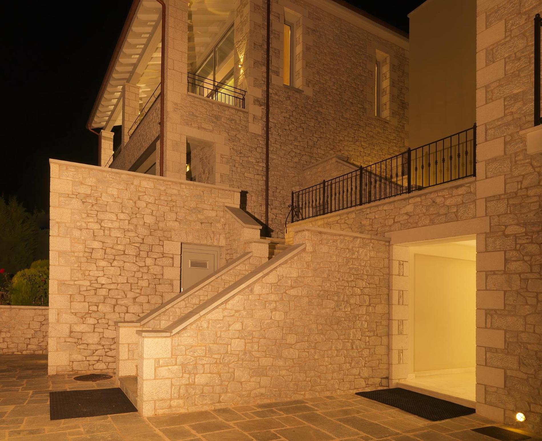 Hondos Classic Hotel&Spa Nestani Exterior foto
